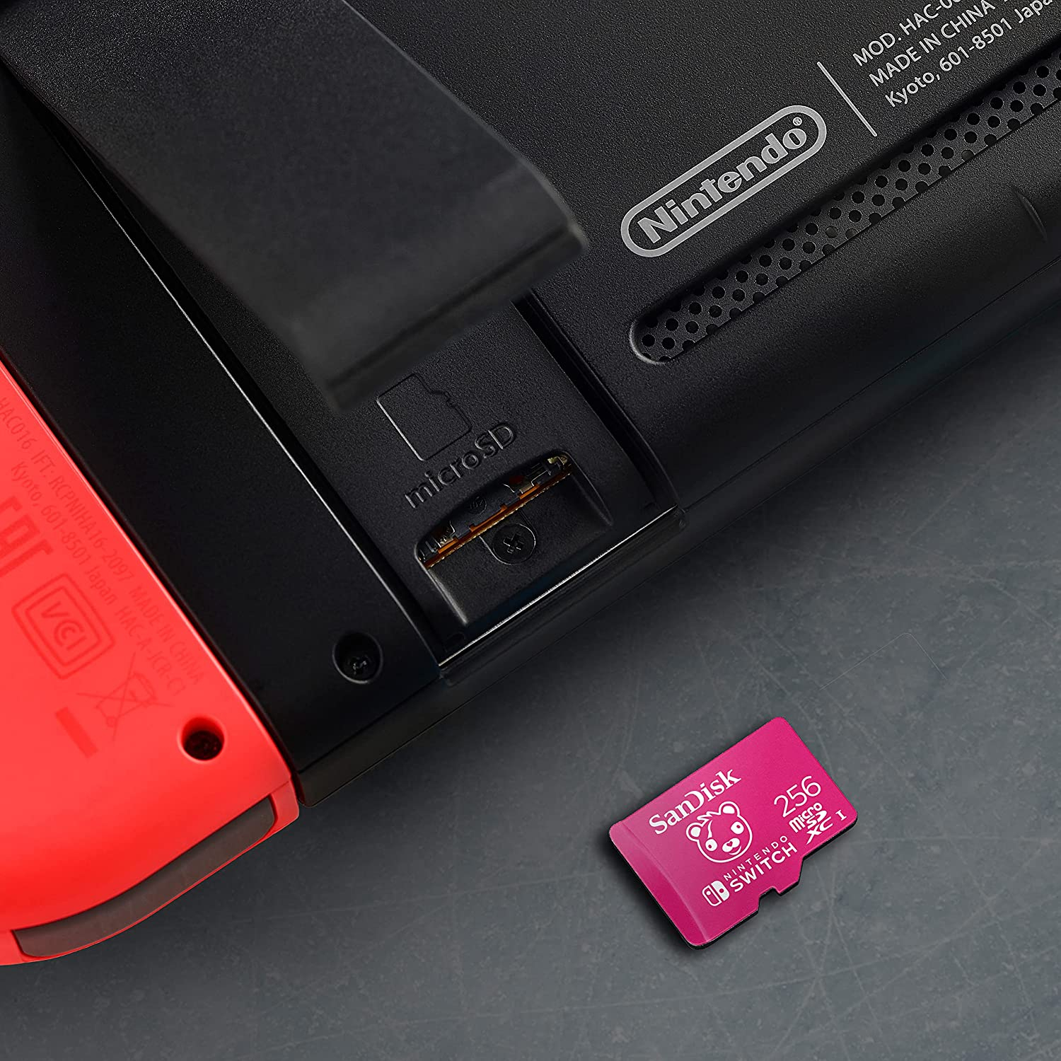 SanDisk Nintendo MicroSD UHS I kartica - Fortnite Edition, Cuddle Team, 256GB-4