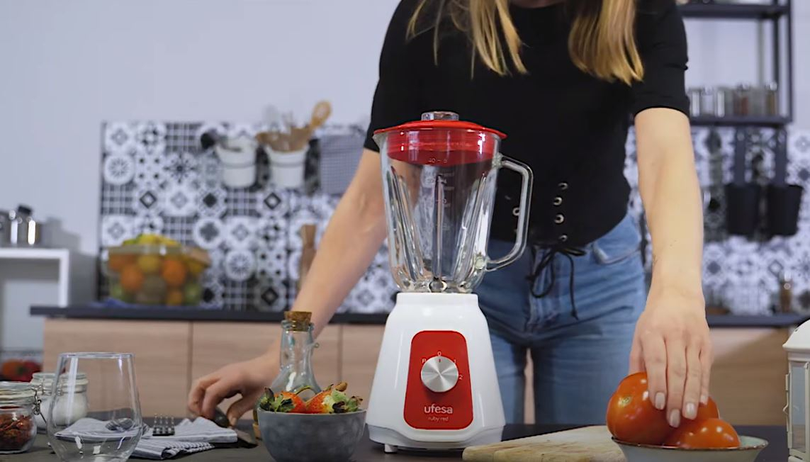 Blender UFESA BS4717 Ruby Red/ 1500 W /1.5 L-3