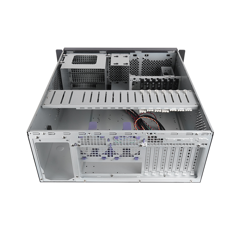 Kućište za server Chieftec 4U (UNC-409S-B-OP)-1