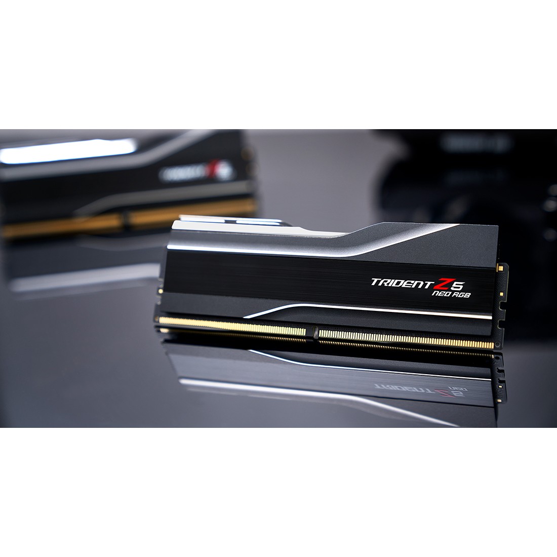 G.Skill Trident Z5 RGB 32GB Kit (2x16GB) DDR5-6400MHz, CL32, 1.40V-12