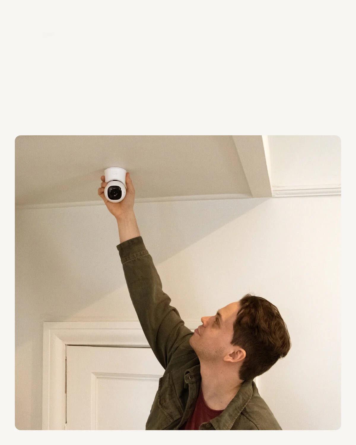 Sigurnosna kamera ANKER Eufy Security C220 (2K rezolucija, 360° panoramski pogled, praćenje i detekcija pokreta s AI, dvosmjerna audio komunikacija)-6