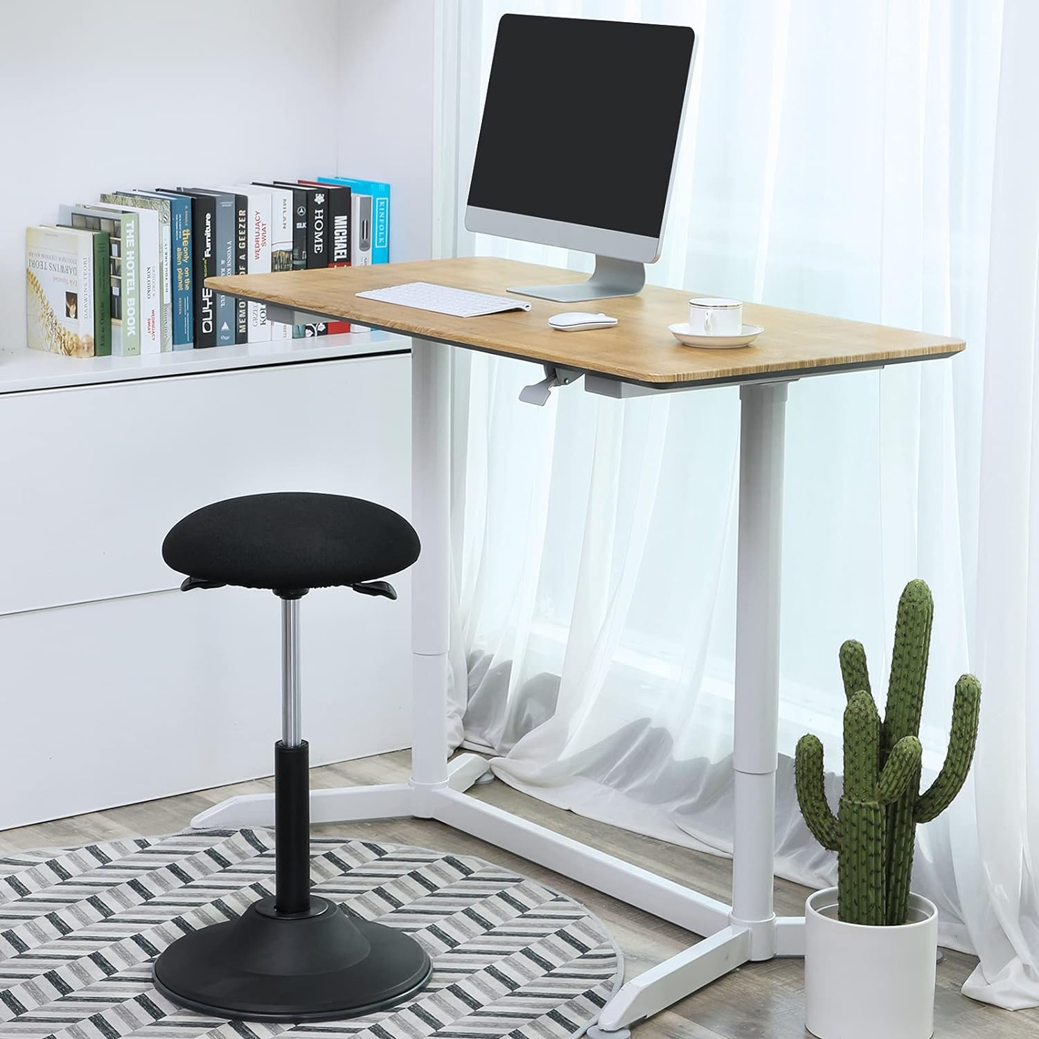 SONGMICS Height-adjustable office chair for Active sitting OSC01BK-3