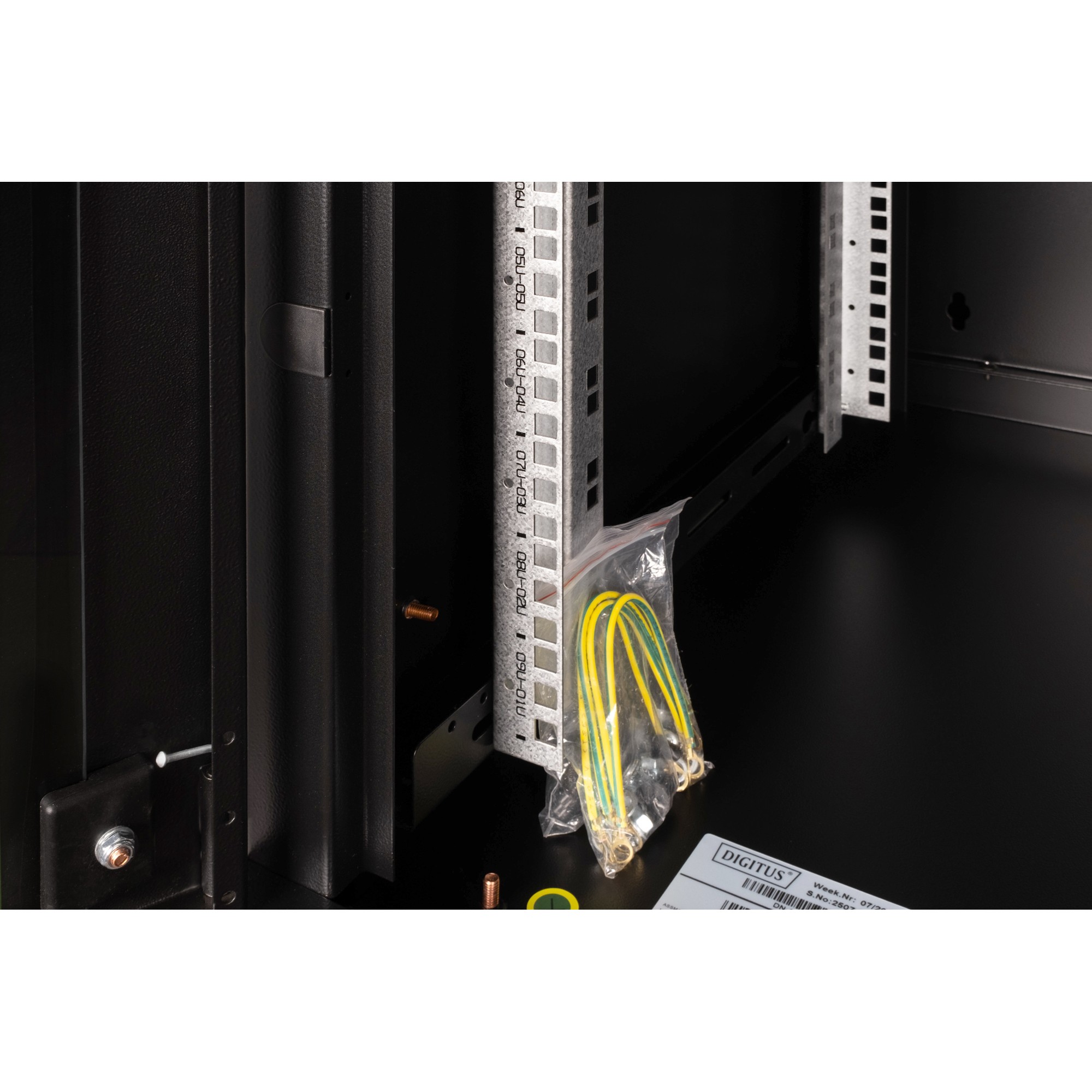 Ormar DIGITUS Professional Unique DN-19 09U-6/6-SW (9U)-6