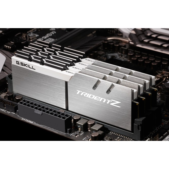 Memorija G.SKILL TridentZ Series (DDR4, 32 GB: 2 x 16 GB, DIMM 288-pin, unbuffered)-8