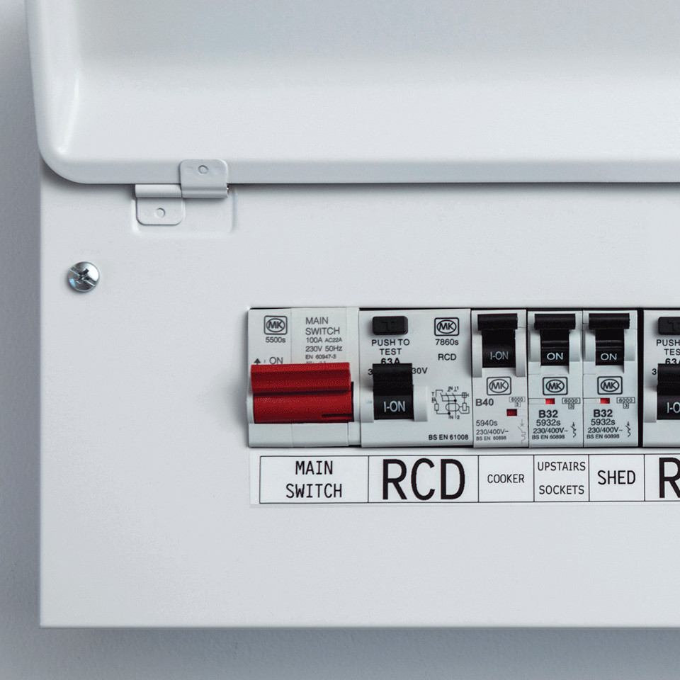 Označivač BROTHER P-Touch PT-E310BTV-11