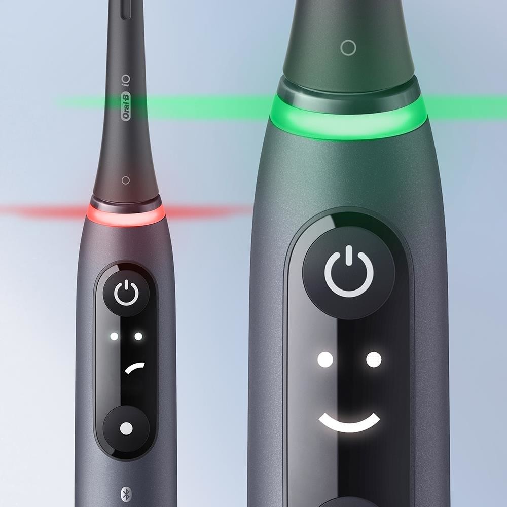 Četkica za zube ORAL-B iO7 crna ONYX-4