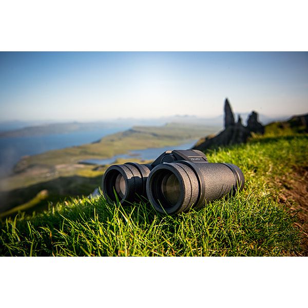 Dvogled NIKON MONARCH M7 8x42 BAA902SA