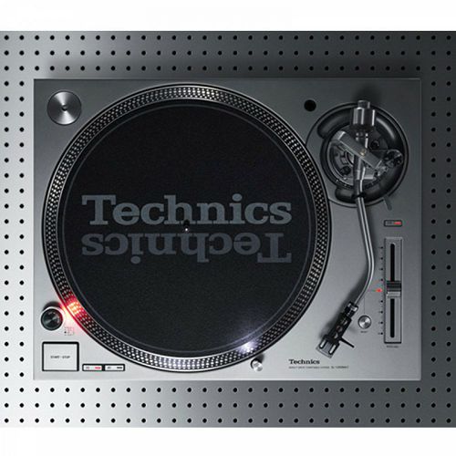 Gramofon TECHNICS SL-1200 MK7 srebrni-1