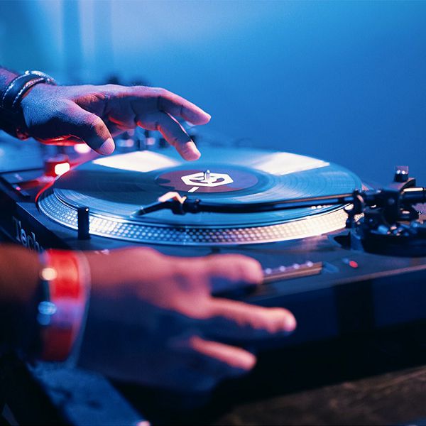 Gramofon TECHNICS SL-1210 MK7EG crni-8