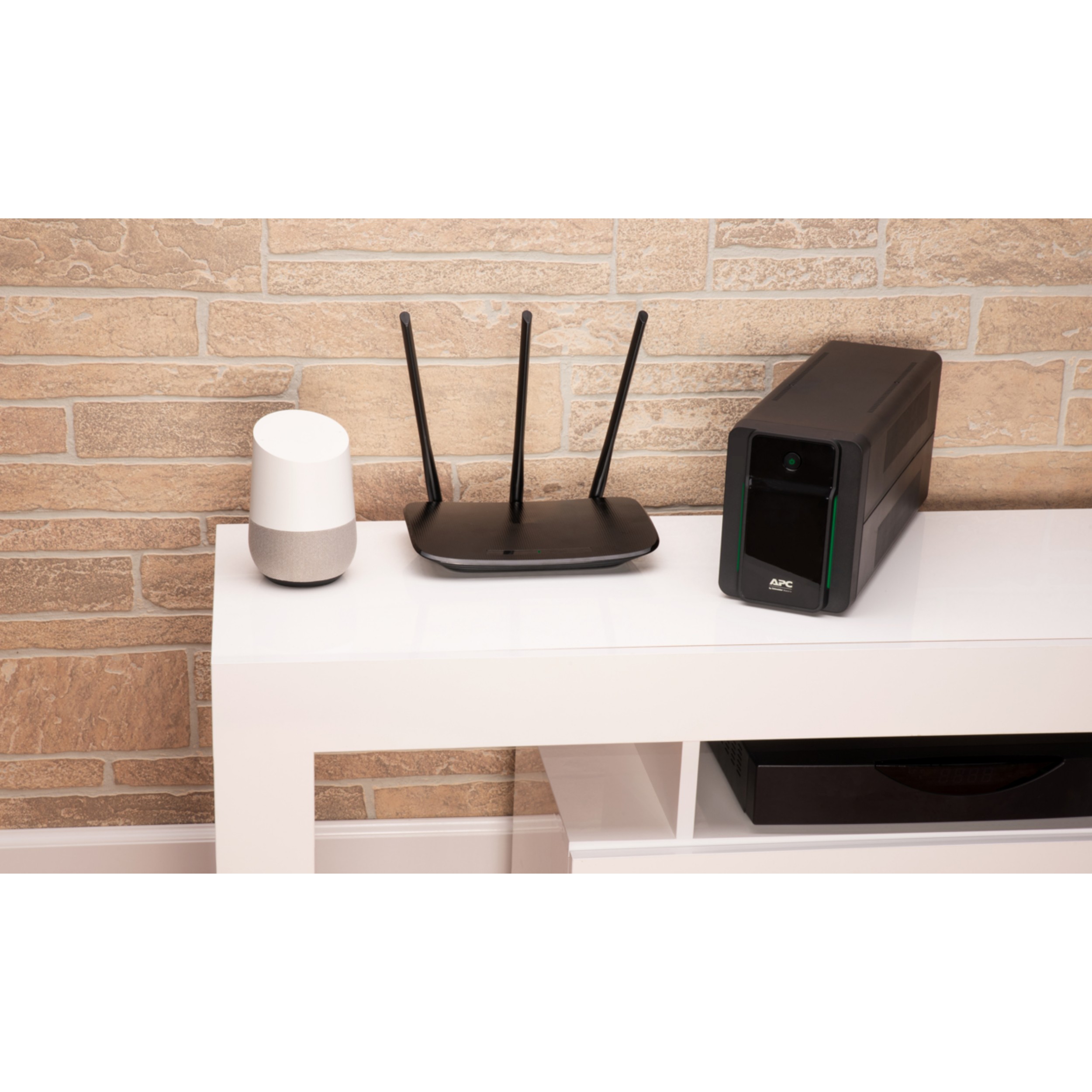 Neprekidno napajanje UPS APC BX950MI Line-Interactive (0.95 kVA, 520 W, 6 AC utičnica)-2