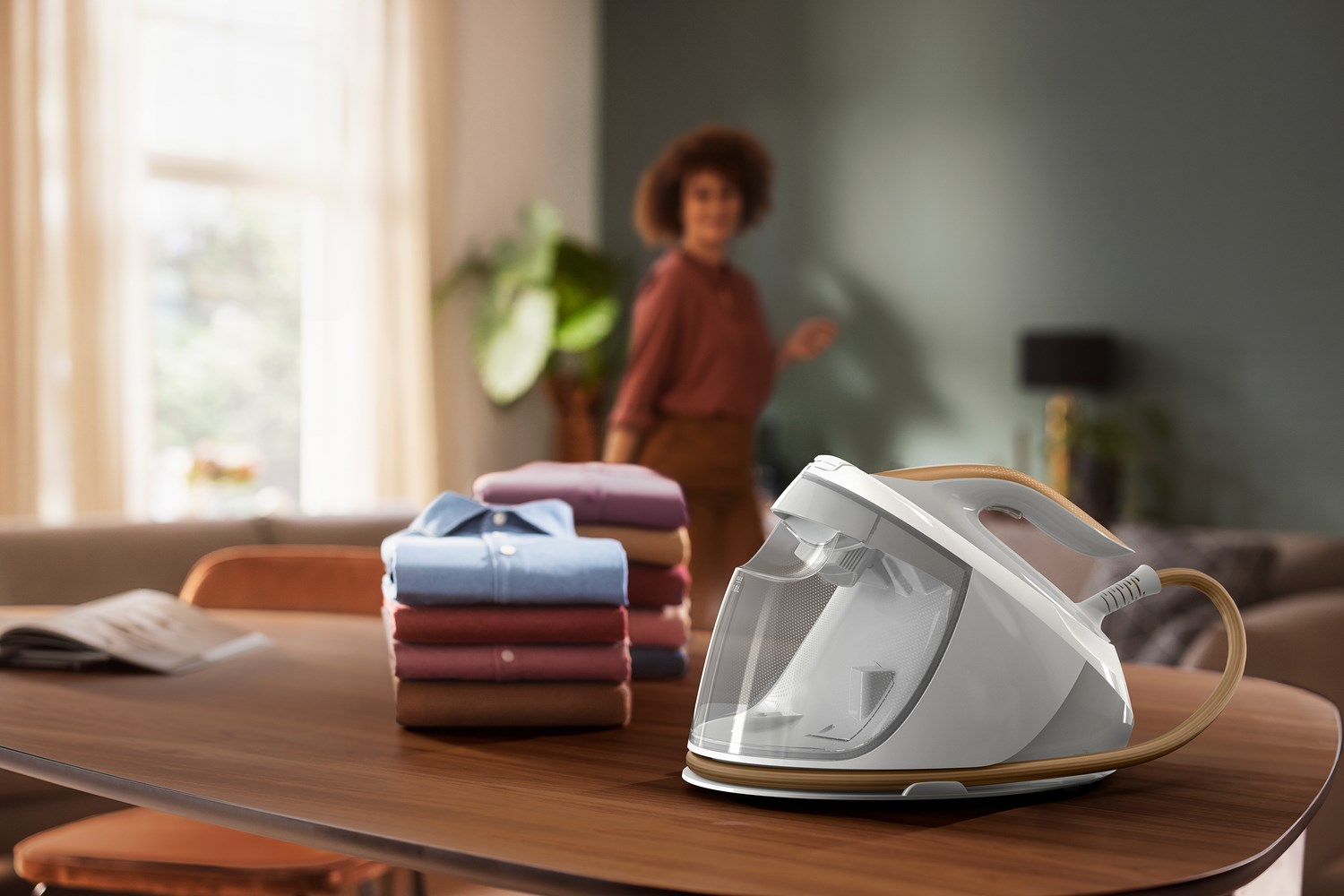 Parna postaja PHILIPS PerfectCare 7000 PSG7040/10 (2100W, 120g/min, 1,8L, SteamGlide Elite stopalo)-4