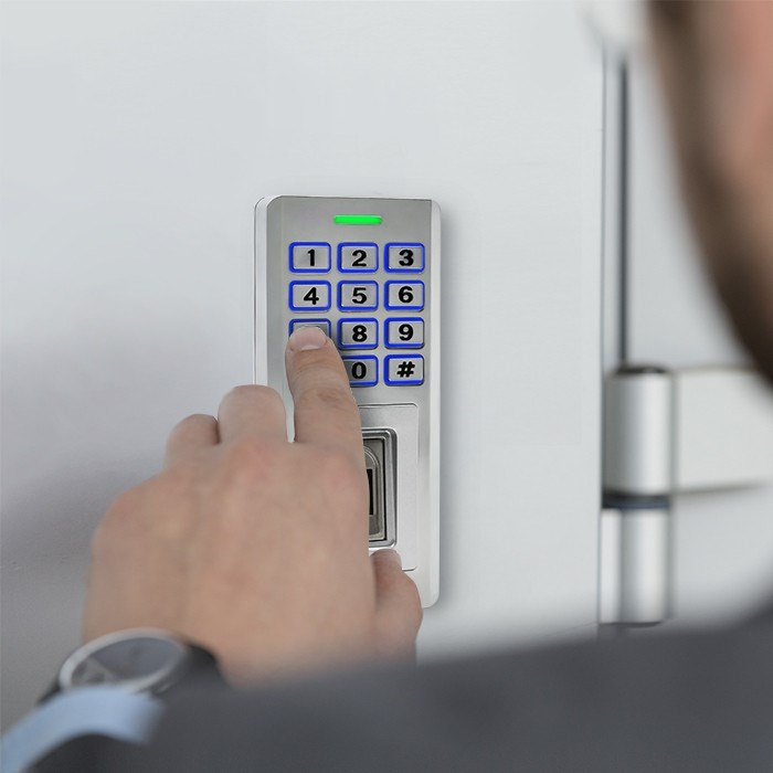 Brava s kodom QOLTEC Oberon 52447 (s čitačem otiska prsta, RFID, zvono, IP68, EM)-3