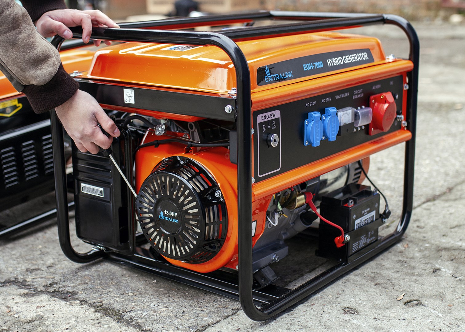 Generator EXTRALINK EGH-7000 hybrid (7000 W, 4-taktni, benzinski, ručno/elektronsko paljenje, inverter tehnologija)-4