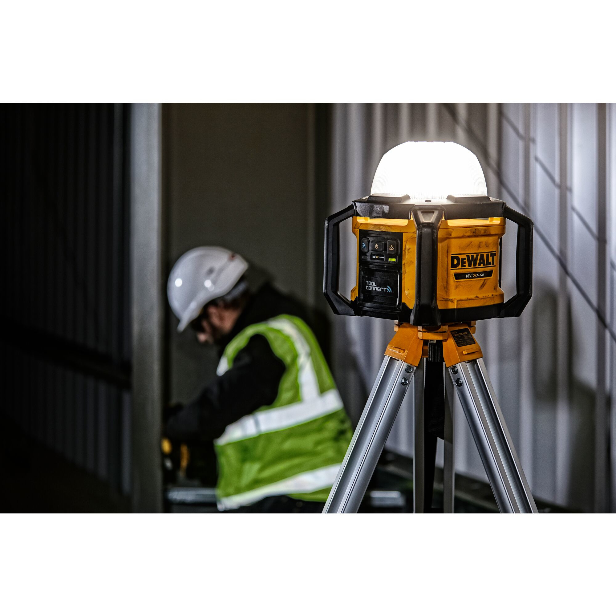 Reflektor DEWALT 5035048706169-2