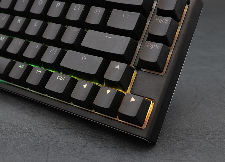 Gaming tipkovnica DUCKY One 2 SF (MX-Black, RGB LED, crna)-6
