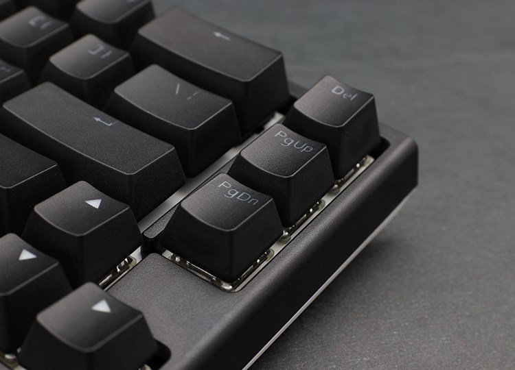 Gaming tipkovnica DUCKY One 2 SF (MX-Black, RGB LED, crna)-7