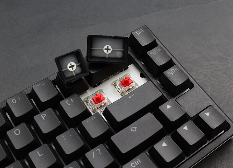 Gaming tipkovnica DUCKY One 2 SF (MX-Black, RGB LED, crna)-2