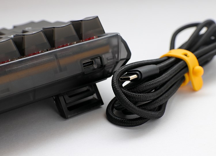 Gaming tipkovnica DUCKY One 3 Aura Black Mini (RGB LED, MX-Silent-Red, USB Type-C, PBT tipke)-4