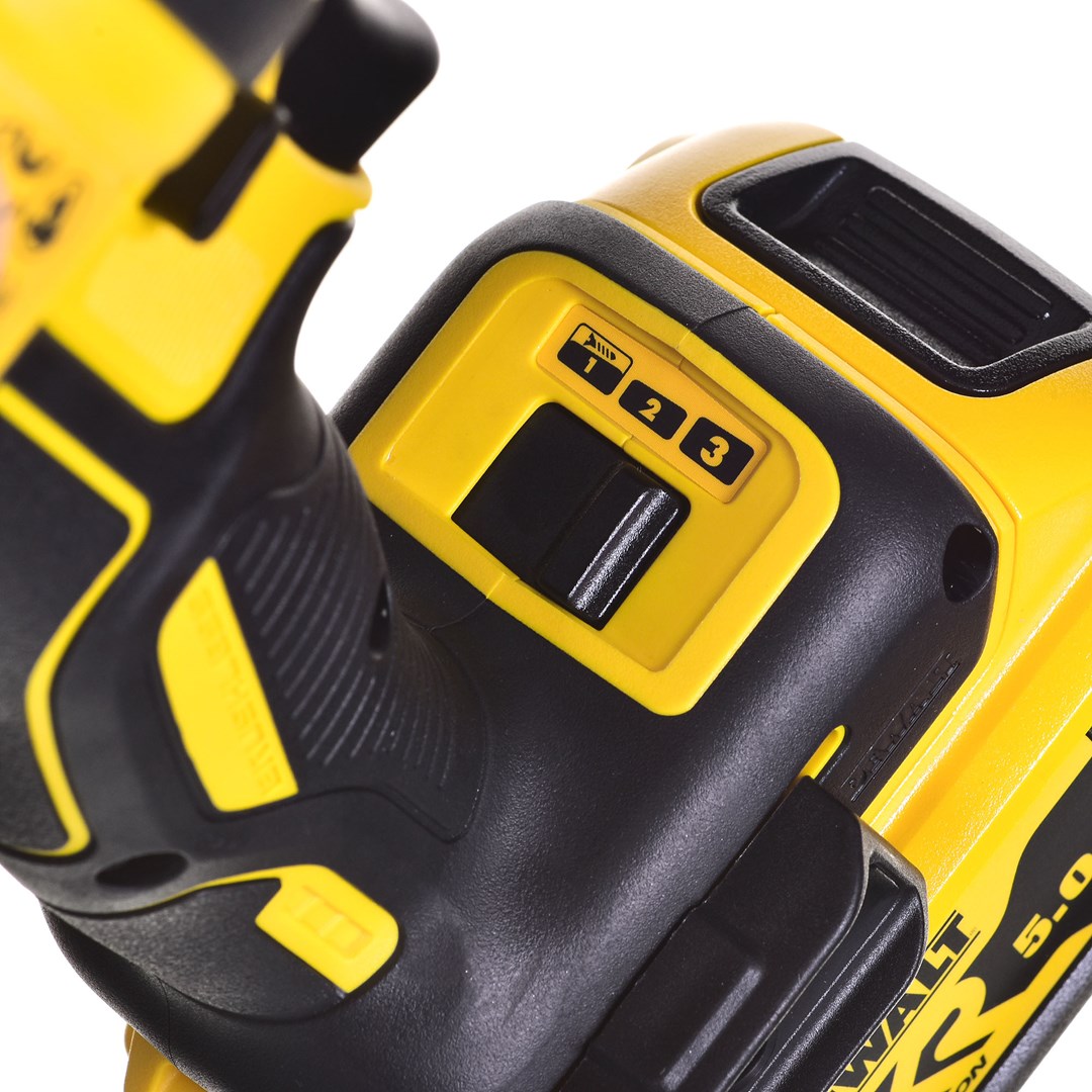 POWER TOOL COMBO KIT DEWALT DCK305P3T (DCF887+DCH273+DCG405)-8