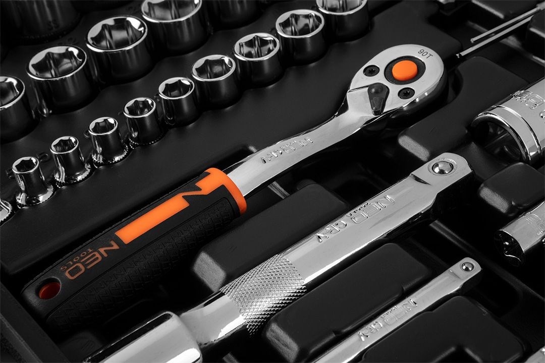 Set nasadnih ključeva NEO TOOLS 08-673 (1/2", 1/4", 73 komada, CrV)-4