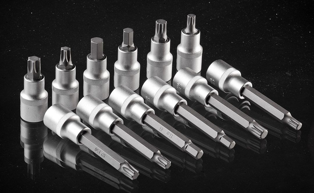 Set bitova s nasadkama NEO TOOLS 08-713 (49 komada, Torx i šesterokutni)-0