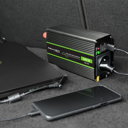Pretvarač napona QOLTEC Monolith Auto (600 W)-2
