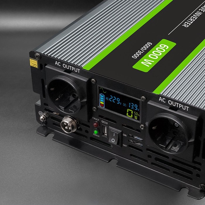 Pretvarač napona QOLTEC 51923 Monolith (3000W/6000W, 24V na 230V, Čisti sinus, LCD)-9