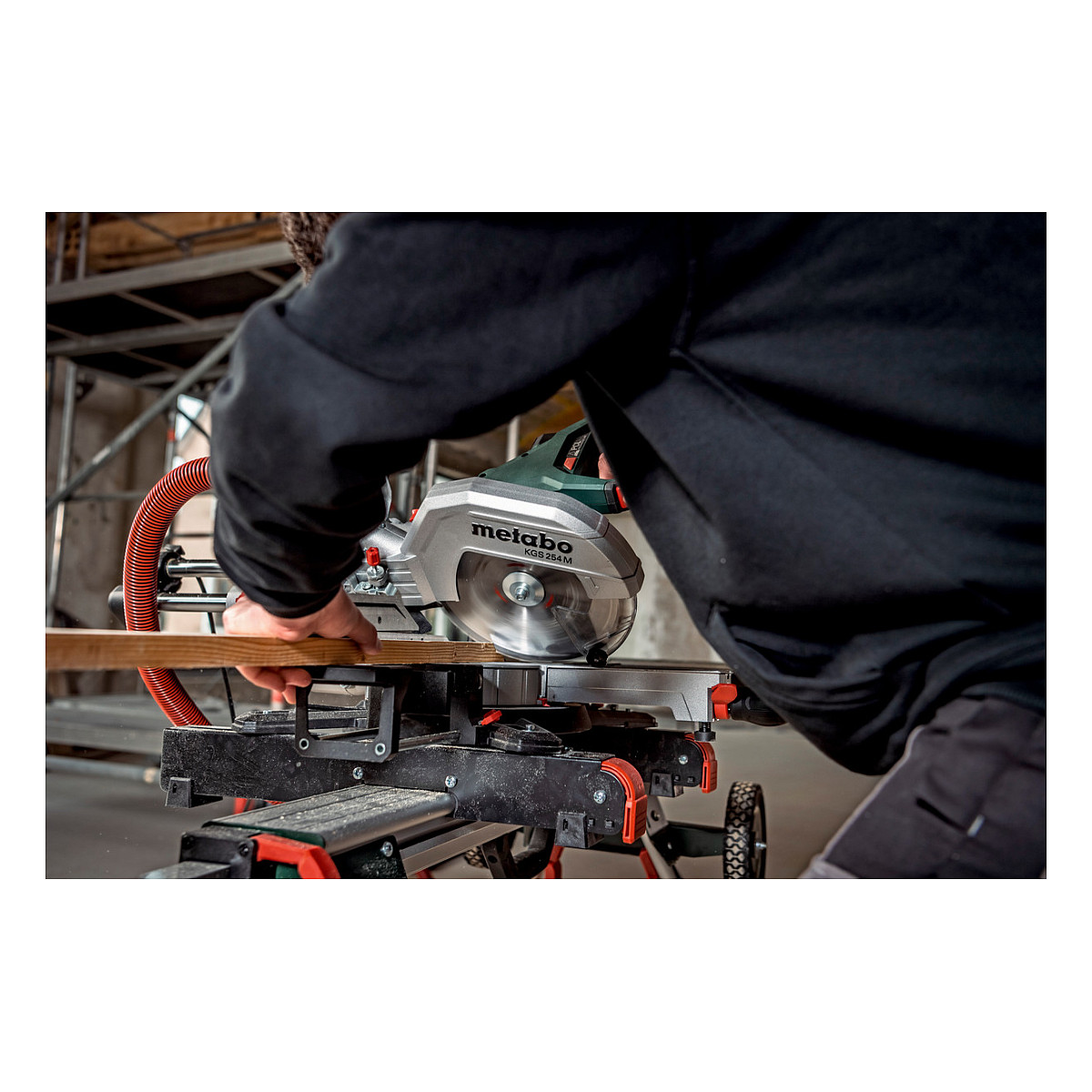 Potezno-nagibna pila METABO KGS 254 M (1800W, 254mm)-5