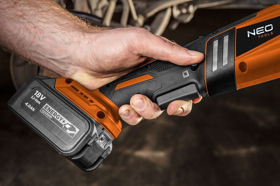 Polirač za auto NEO tools 04-602-5