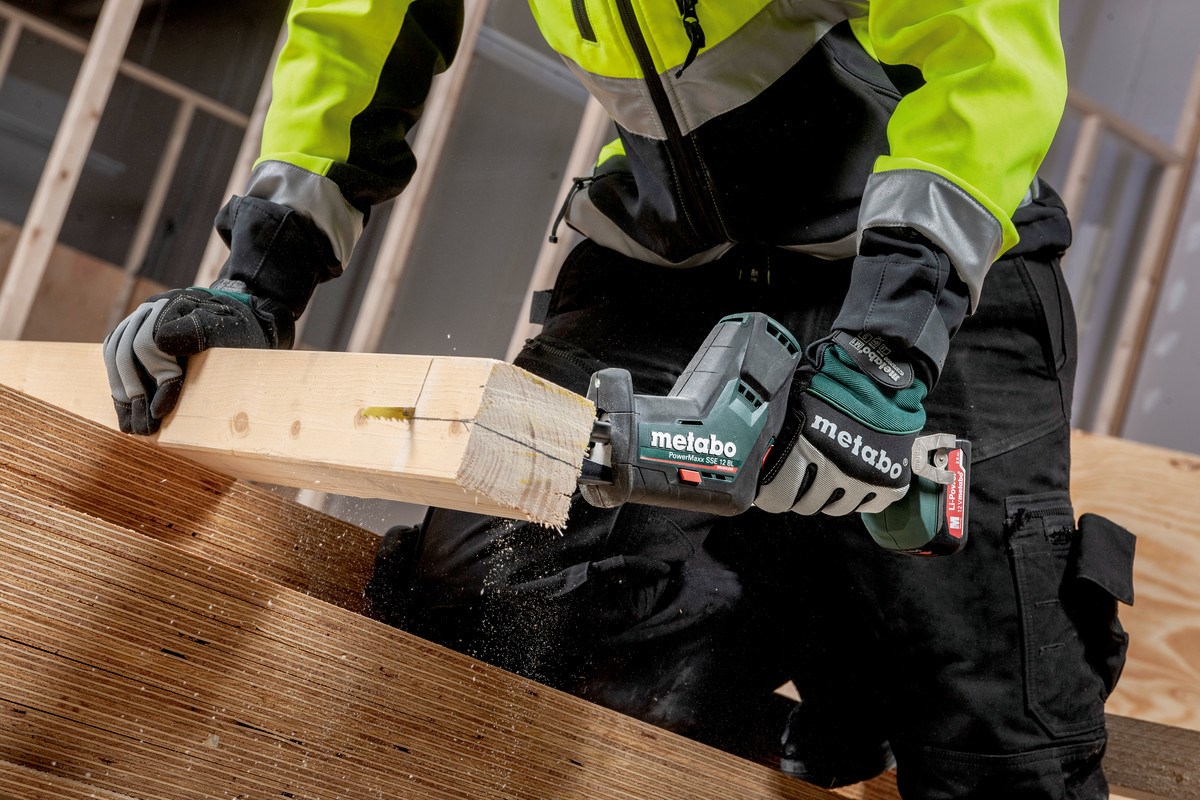 Akumulatorska sabljasta pila METABO PowerMaxx SSE 12 BL (12V, 2x 2.0Ah, 3000 spm, metaBOX)-2