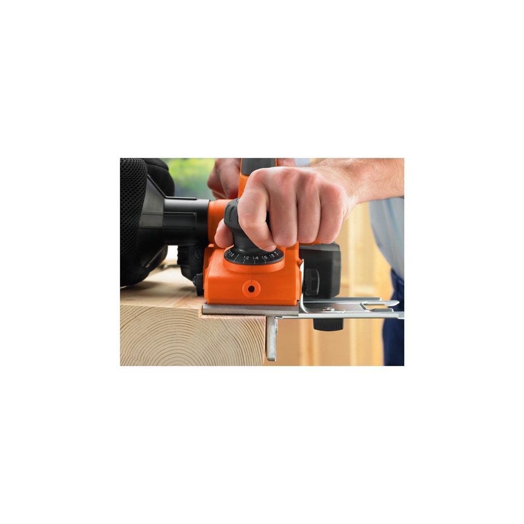 Strug BLACK&DECKER KW750K (Snaga 750W, širina struganja 82mm)-2