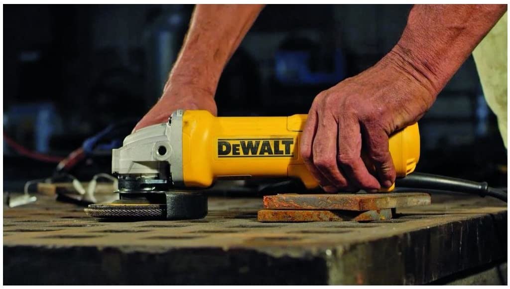 Kutna brusilica DEWALT DWE4233 (promjer brusne ploče 12.5 cm, težina 2.2 kg)-1