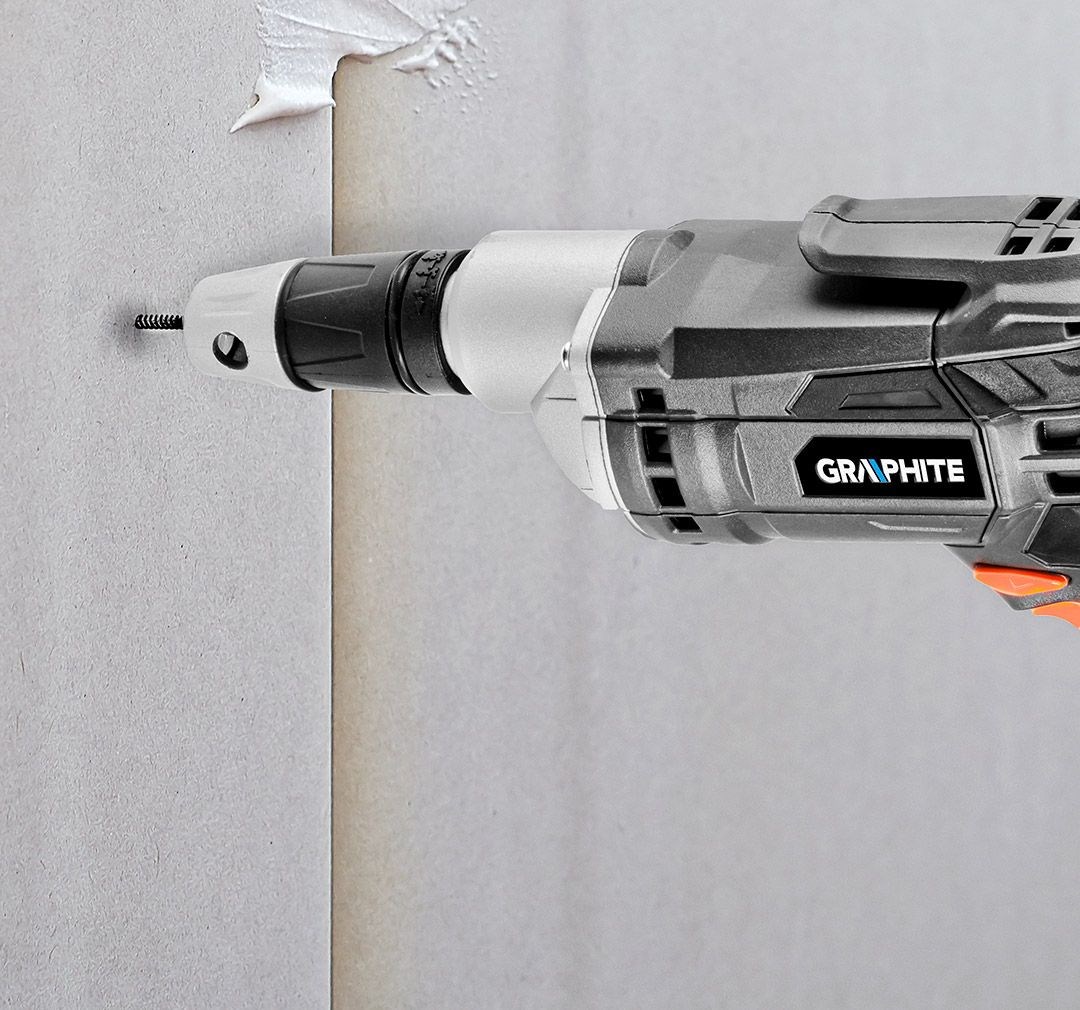 Električna bušilica GRAPHITE (520W, 0-4200 o/min, kofer)-1