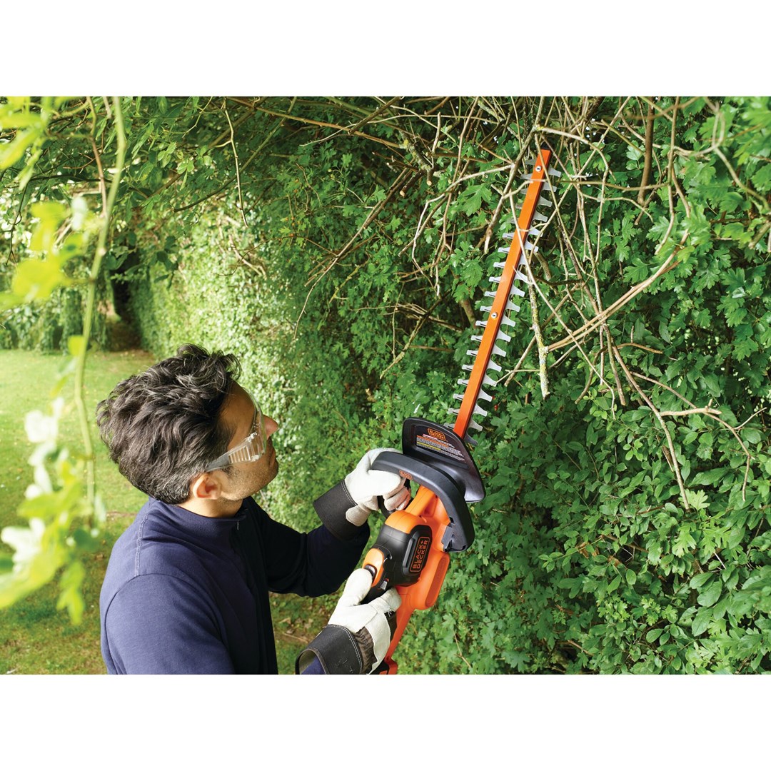 Black&Decker Power Command Series Hedge Trimmer 18V/2.0AH, Li-Ion-2