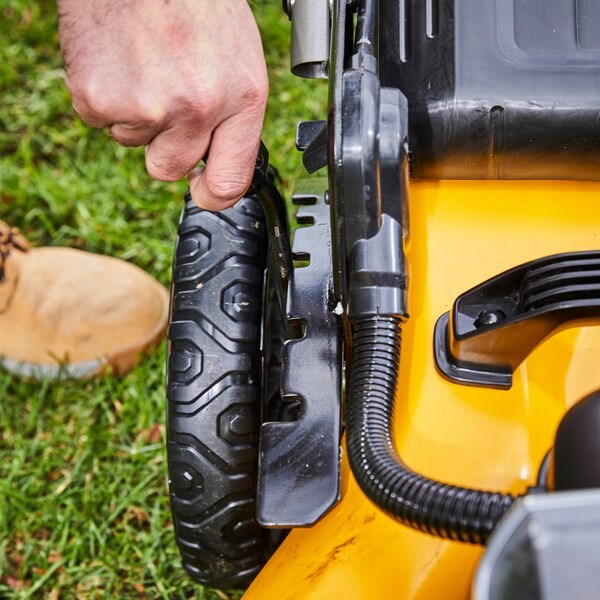 Kosilica DEWALT XR 2x18V s AKU. 5Ah + Opterećenje 48cm-3