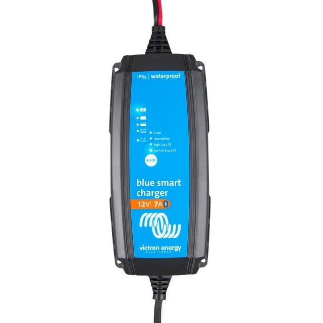 Punjač baterija VICTRON ENERGY Blue Smart IP65 (12/7, 230 V)-0