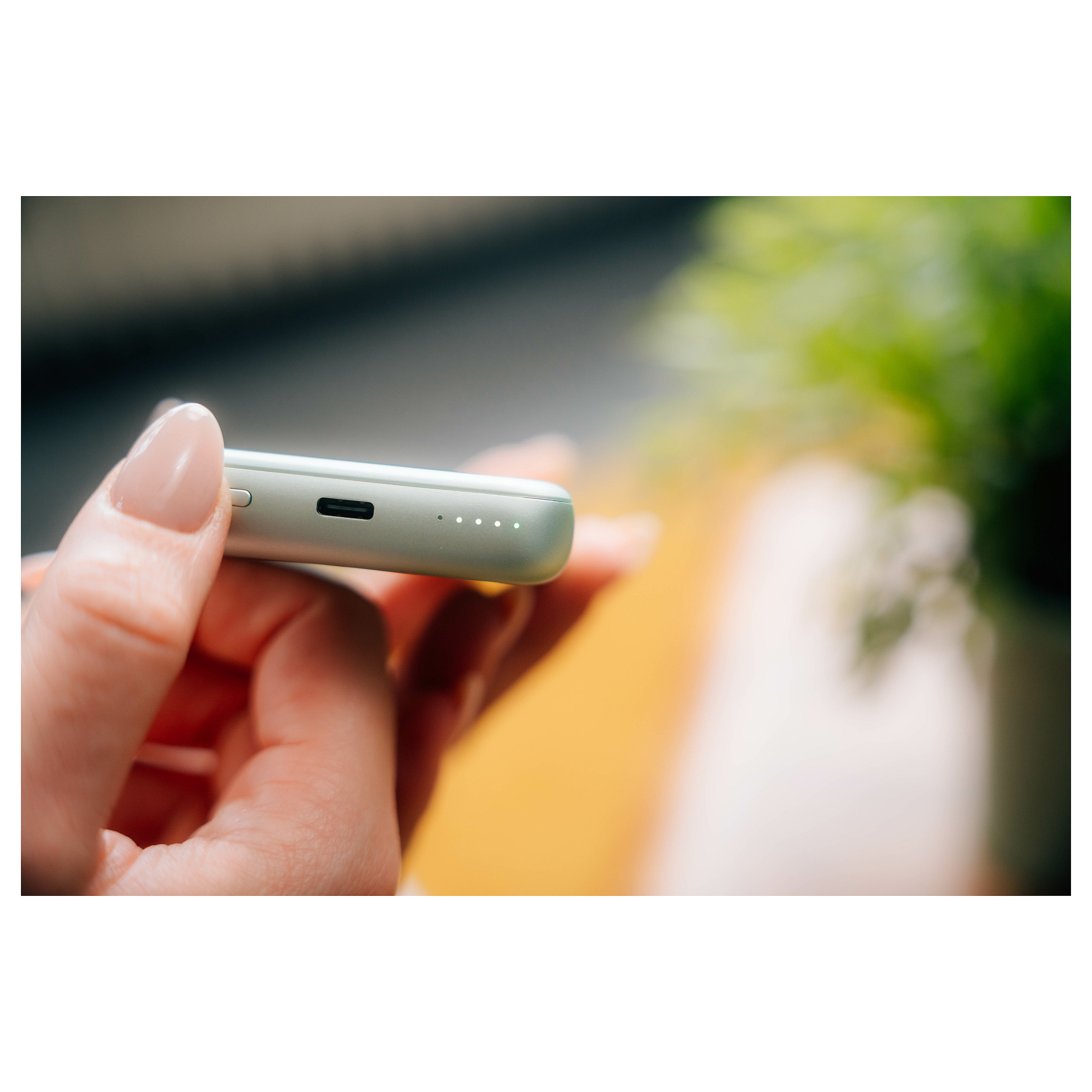 Prijenosna baterija VERBATIM Charge'n'Go Magnetic Wireless Power Bank 10000 mAh Green (20W PD, 15W MagSafe)-6