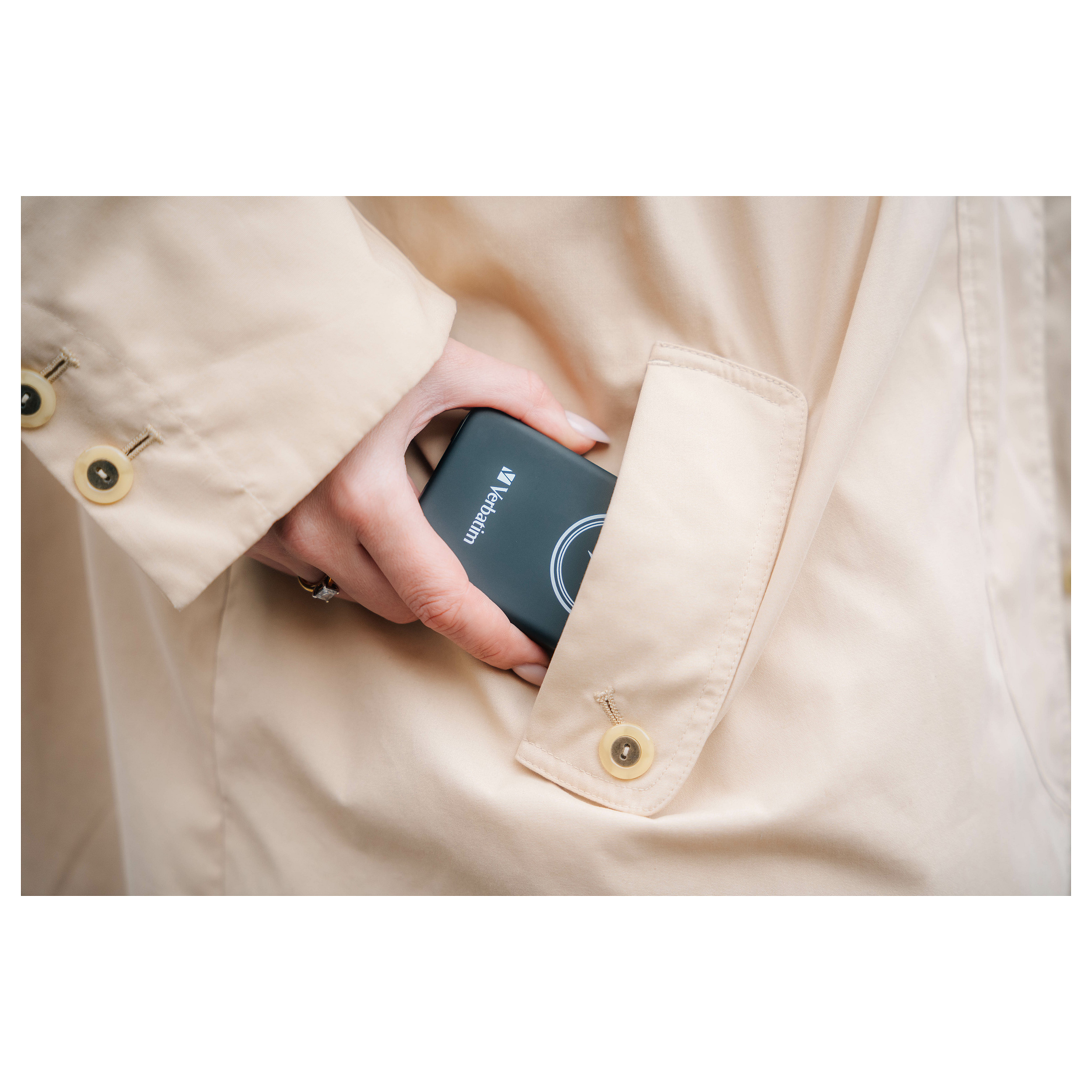 PowerBank VERBATIM Charge'n'Go Magnetic Wireless 10000 Black-6