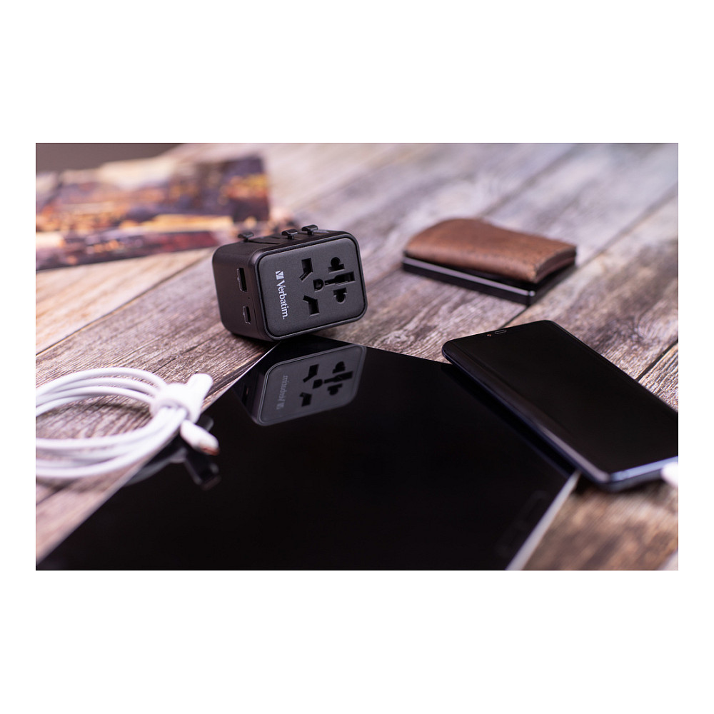 Univerzalni putni adapter VERBATIM UTA-02 (1x USB-A, 1x USB-C)-7