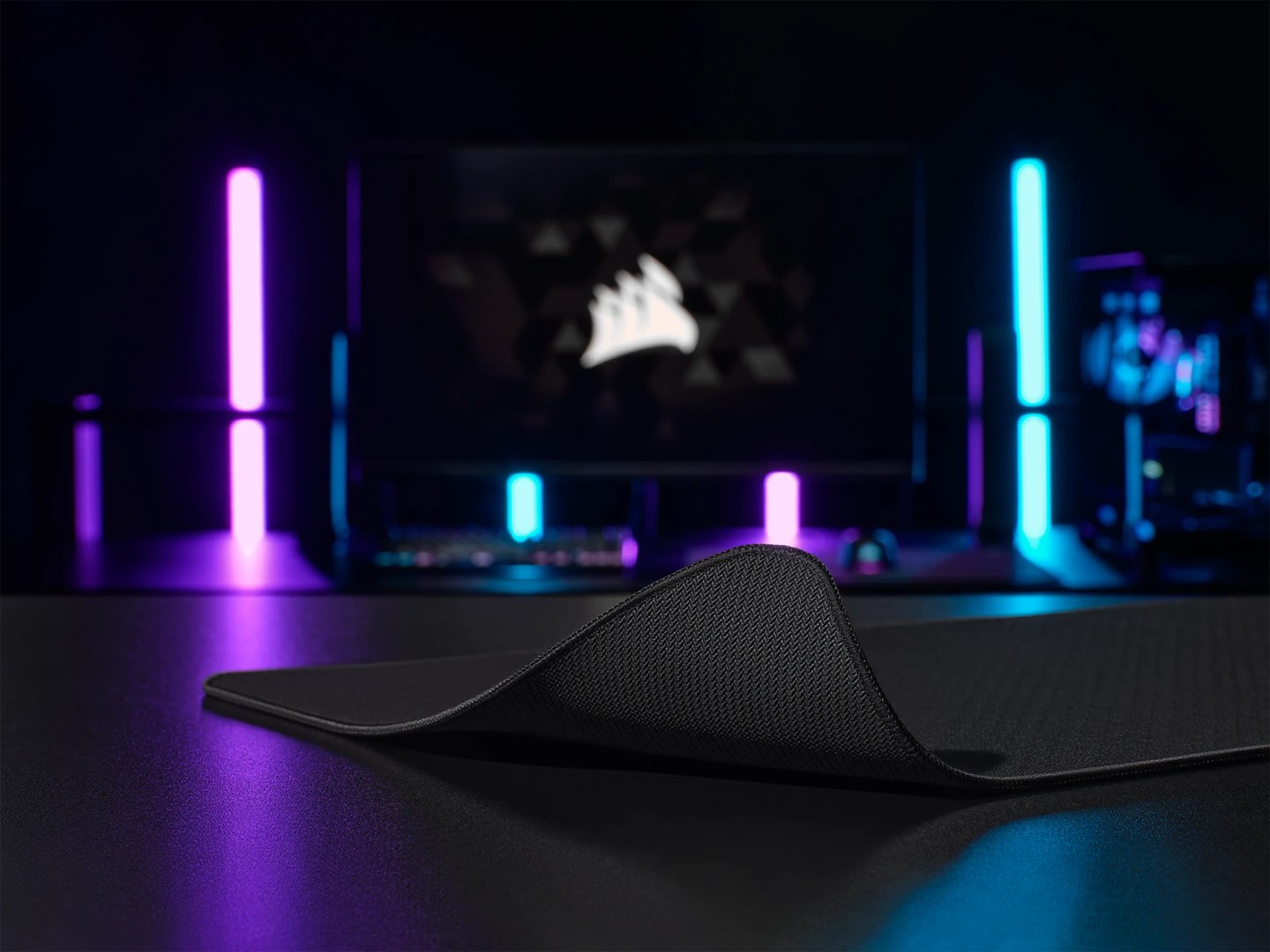 Podloga za miš CORSAIR MM500 v2 (Crna, Gumeni pod, Tkanina, Otporna na prolijevanje)-9