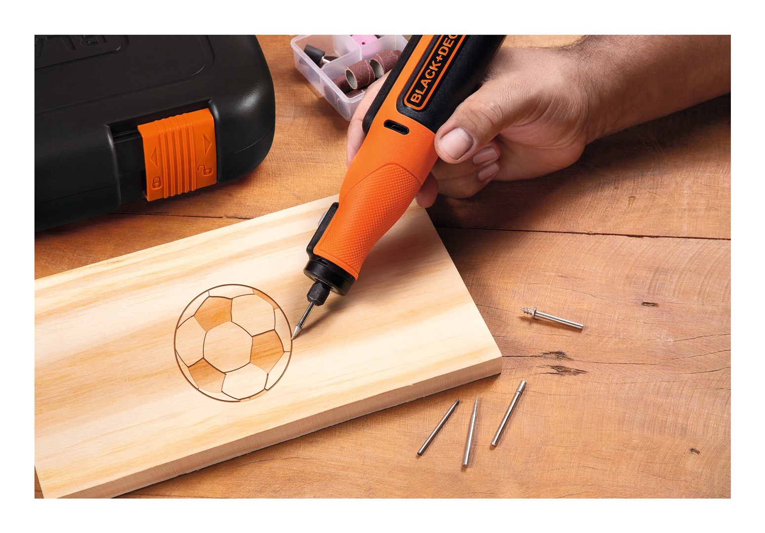 Višenamjenski alat BLACK&DECKER BCRT8IK (8V, 52 dodatka)-8