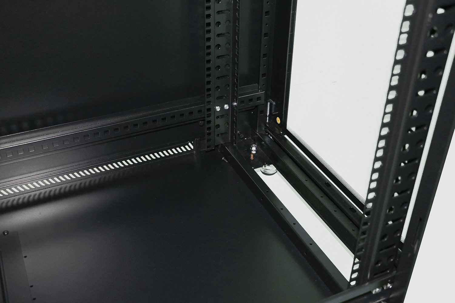 Stalak za opremu Extralink 37U 600x800 (Čelična konstrukcija, Kapacitet 600 kg, 4 ventilatora, Crna boja)-6