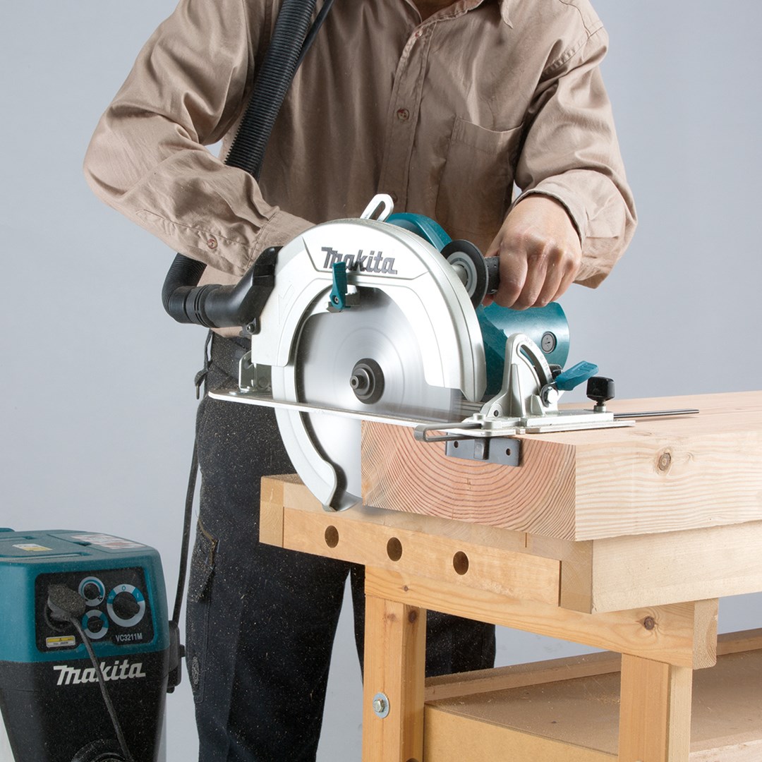 Kružna pila MAKITA HS0600 (2100W, 4300 RPM, dubina rezanja 101/71mm)-1