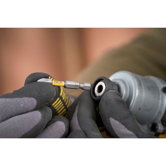 Akumulatorski udarni odvijač STANLEY FATMAX V20 SFMCF830B (18V, 203Nm, bez baterije)-7