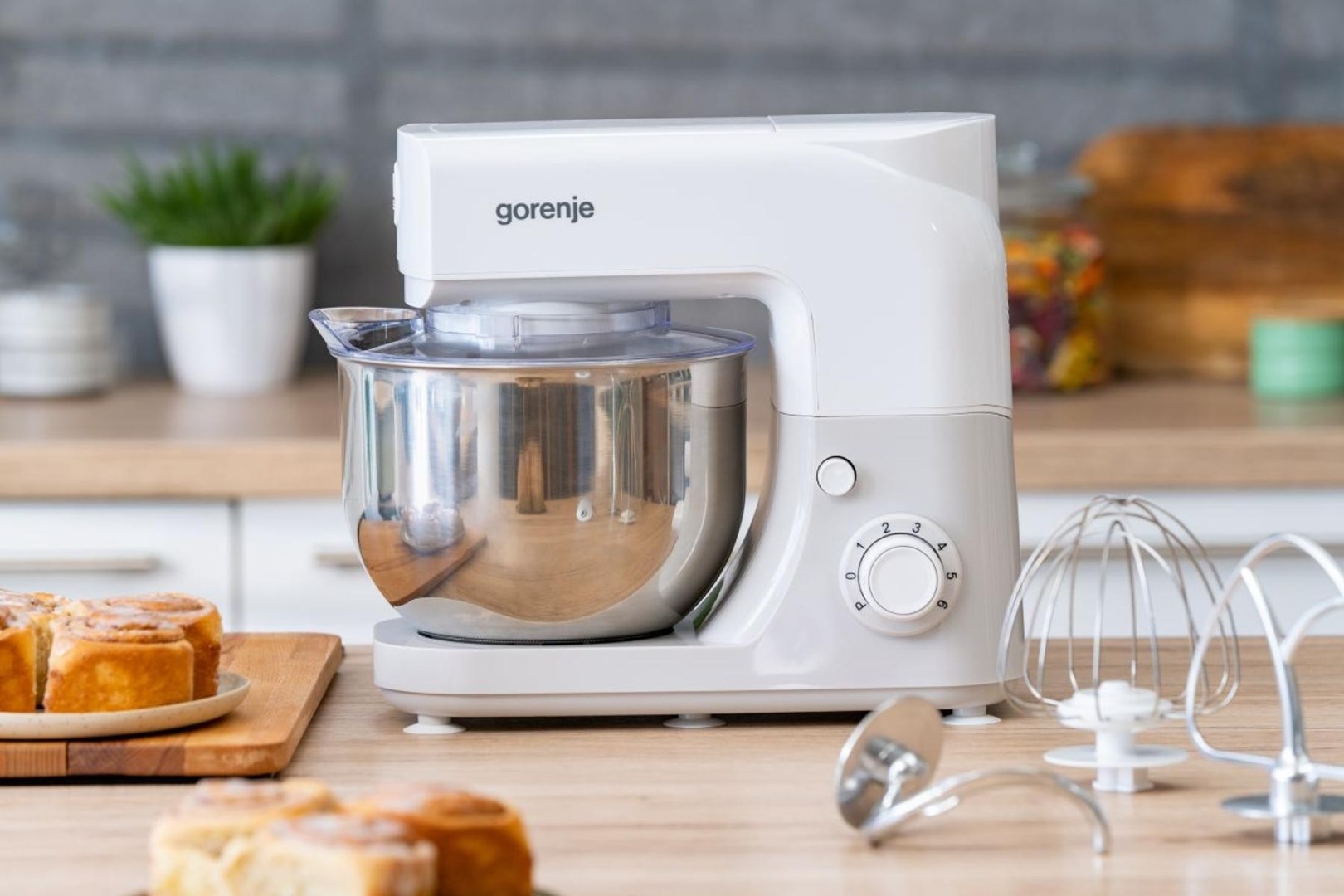 Kuhinjski robot GORENJE MMC805W-5