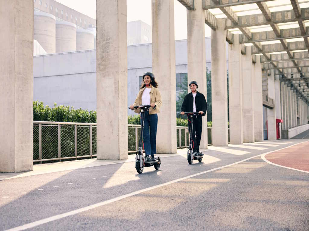 Električni romobil SEGWAY Ninebot F3 E (10", nazivna snaga 450w, domet do 70 km, brzina do 25 km/h, nosivost 120 kg)-6