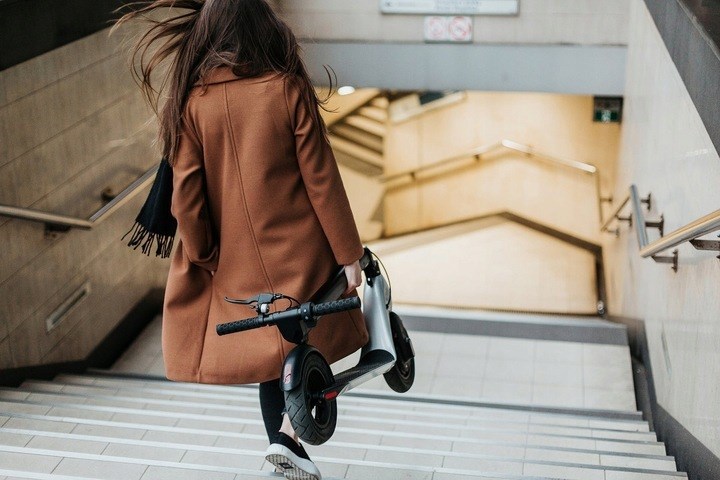 Električni skuter JIVR SCOOTER PLUS JSP-120-0-1
