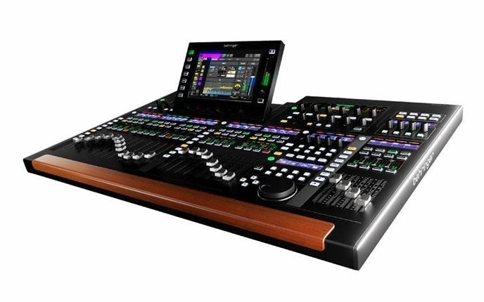 Digitalni mikser BEHRINGER WING-BK
