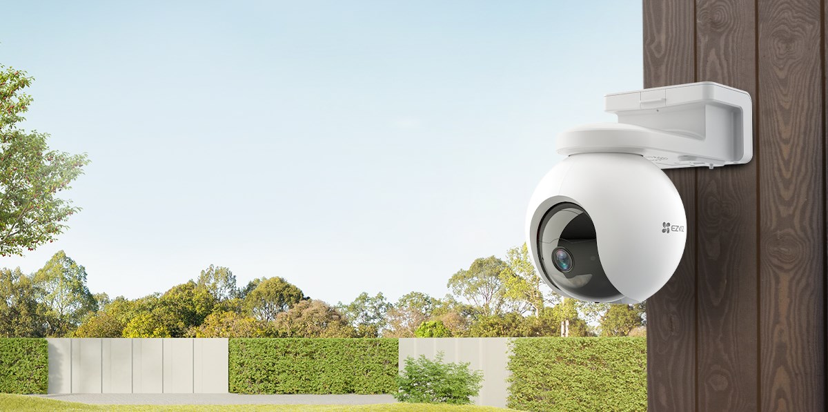EZVIZ EB8 4G Pan & Tilt Baterijska Kamera (2K, 360°, IP65, 4G LTE, Solarno punjenje)-1