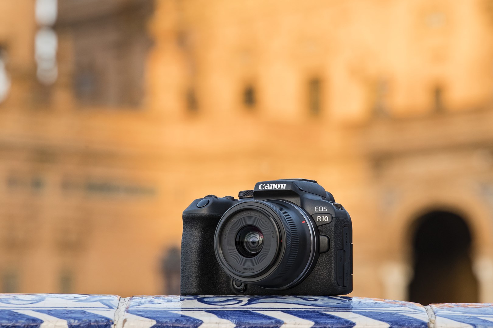 Canon EOS R10 Kit + RF-S 3,5-6,3/18-15 (1/16000 s brzina zatvarača, Lithium-Ion baterija, 4K Ultra HD, DIGIC X procesor, Windows 10 Pro x64 podrška)-3